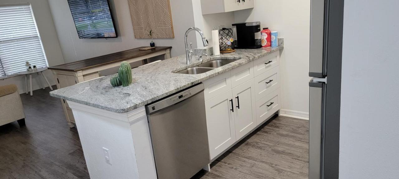Discover Luxury Condo Steps Away From Celebration Pointe And I-75! Gainesville Exterior foto